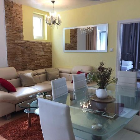 Apartamento Apartman Toni Makarska Exterior foto