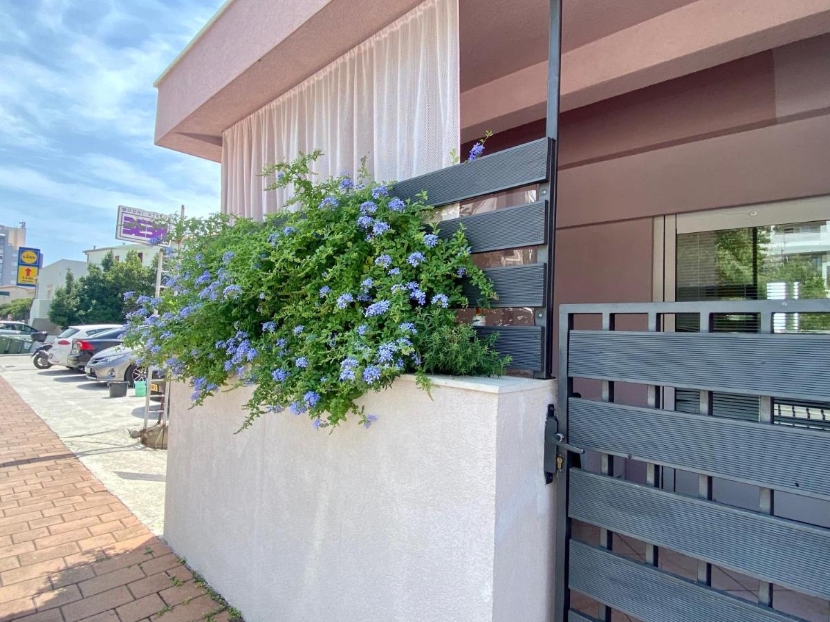Apartamento Apartman Toni Makarska Exterior foto