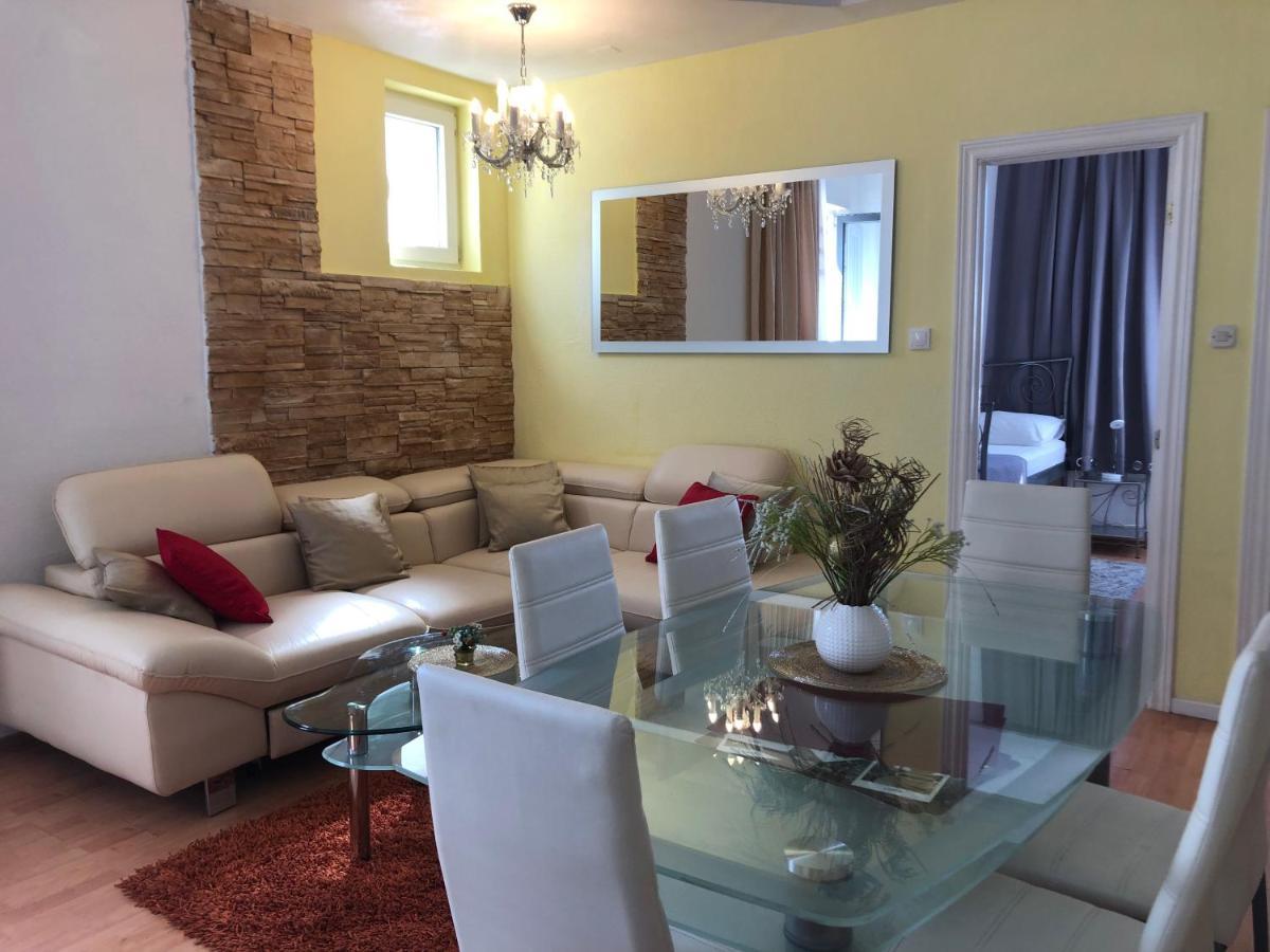 Apartamento Apartman Toni Makarska Exterior foto