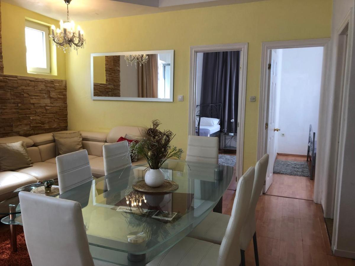 Apartamento Apartman Toni Makarska Exterior foto